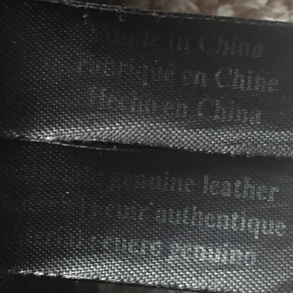 Kenneth Cole Pebbled Leather Shoulder Bag - Picture 13 of 14